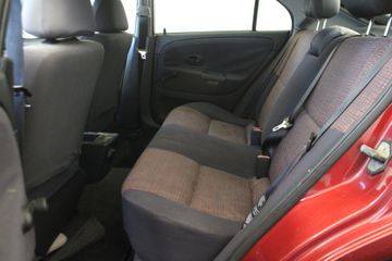 Mitsubishi Carisma