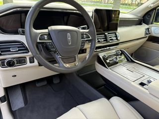 Lincoln Navigator