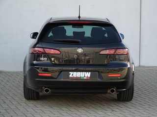 Alfa Romeo 159