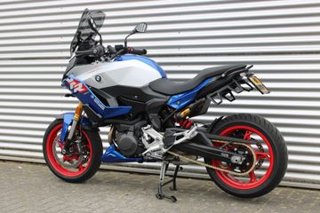 BMW F 900 XR