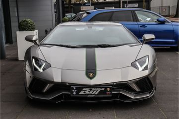 Lamborghini Aventador