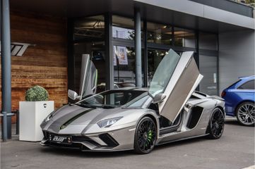 Lamborghini Aventador