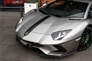 Lamborghini Aventador