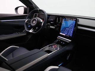 Alpine A390