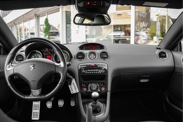 Peugeot RCZ