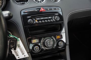 Peugeot RCZ
