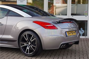 Peugeot RCZ