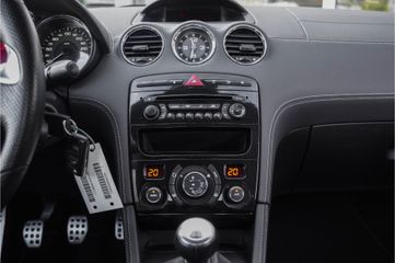 Peugeot RCZ