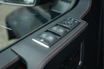 Mercedes-Benz G-Klasse