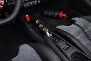 Ferrari F8 Spider