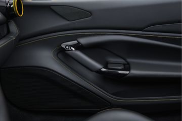 Ferrari F8 Spider
