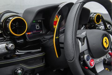 Ferrari F8 Spider