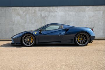 Ferrari F8 Spider