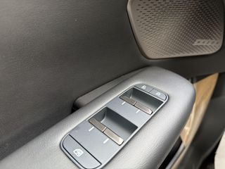 Mazda CX-6e