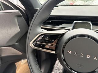 Mazda CX-6e
