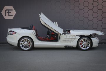 Mercedes-Benz SLR