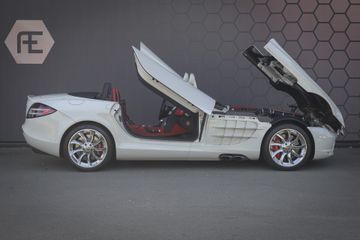 Mercedes-Benz SLR