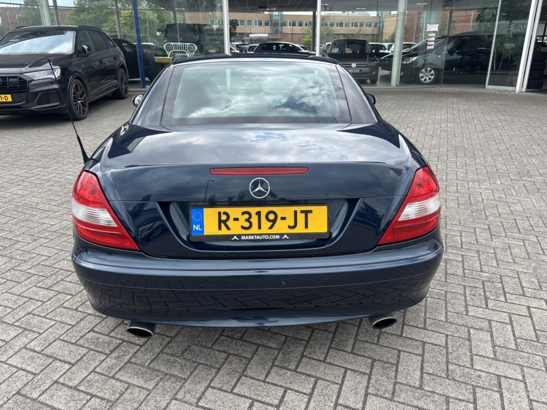 Mercedes-Benz SLK