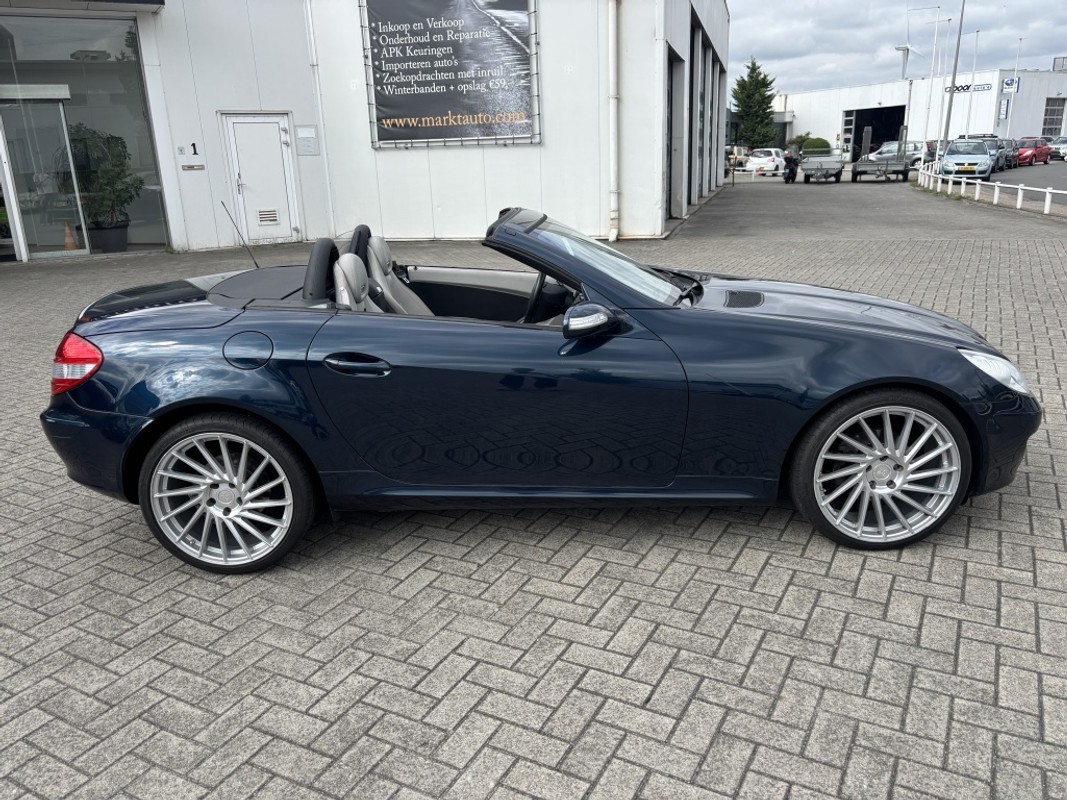 Mercedes-Benz SLK