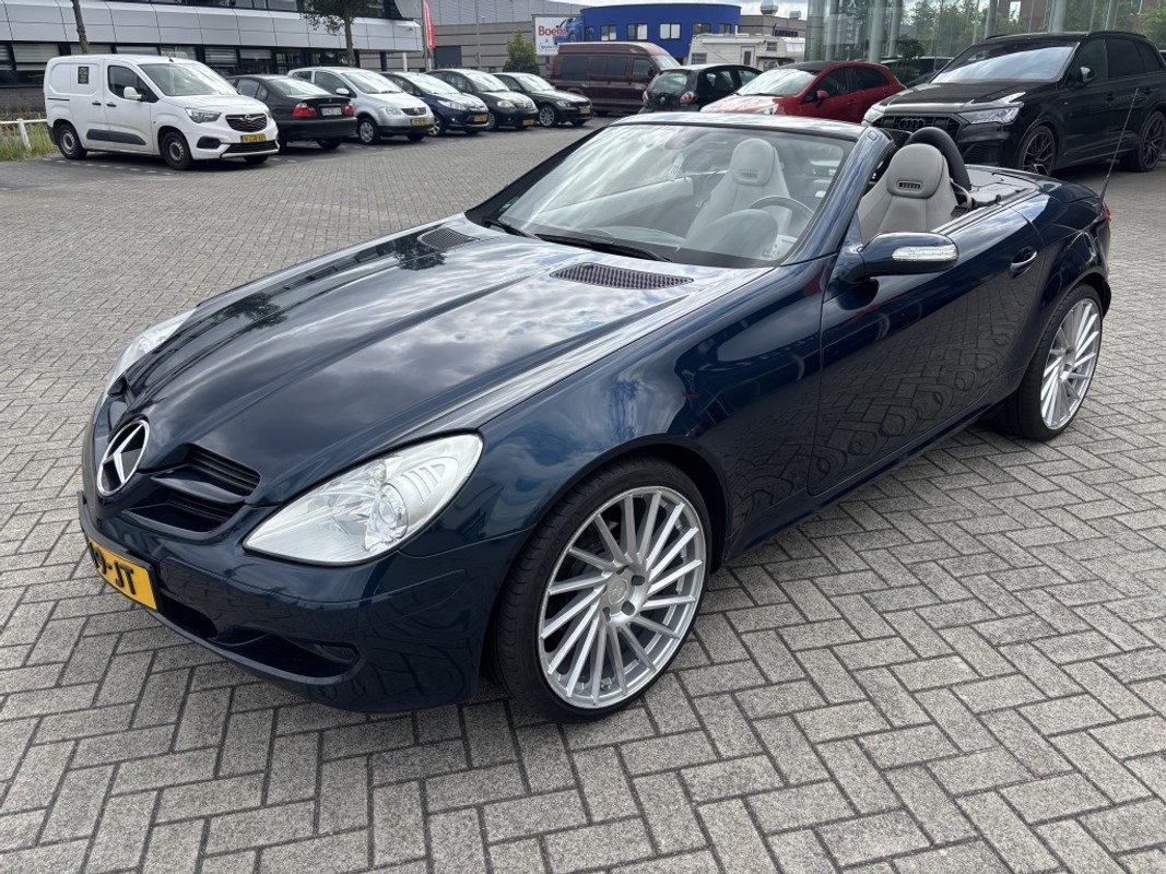 Mercedes-Benz SLK