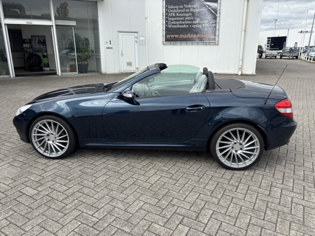 Mercedes-Benz SLK