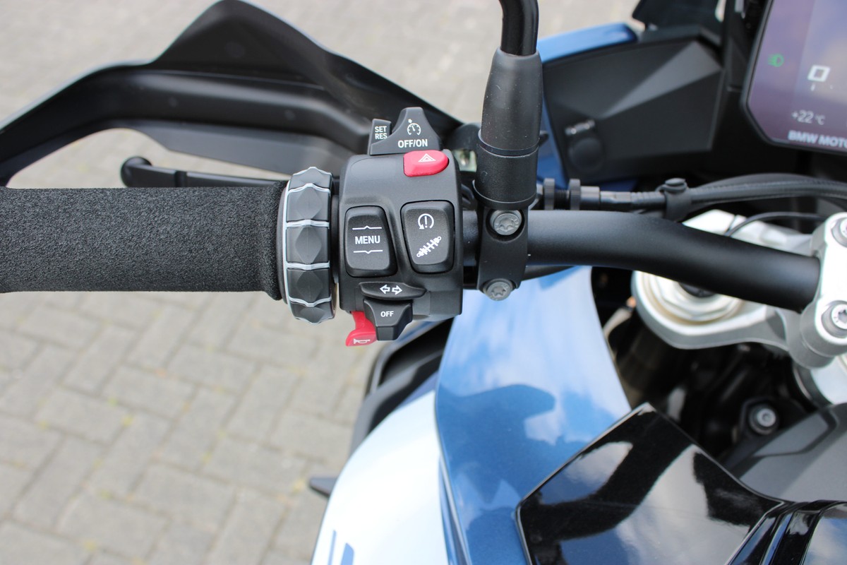 BMW S 1000 XR