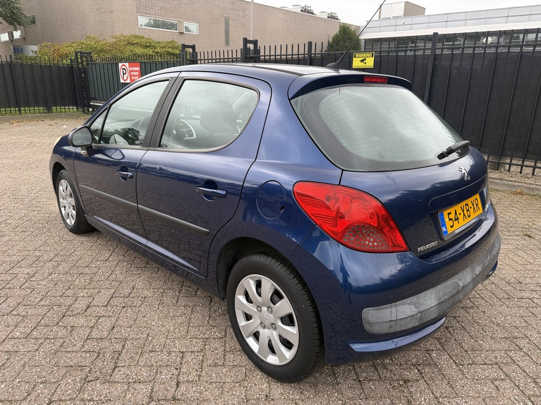 Peugeot 207
