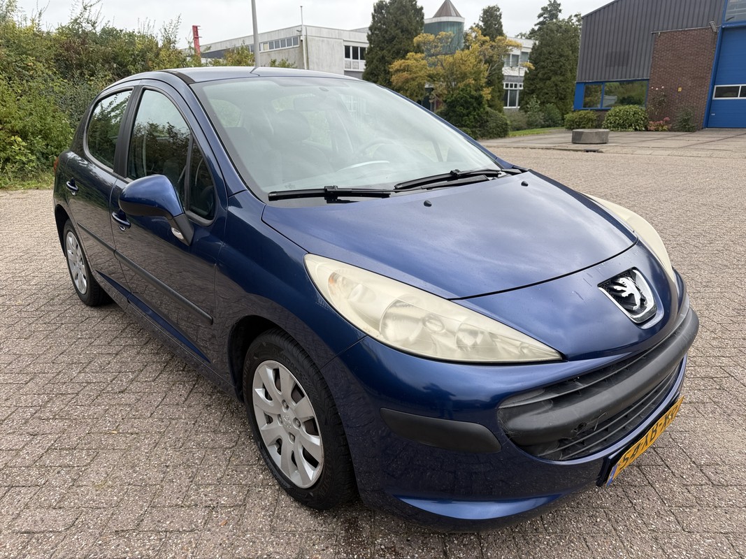 Peugeot 207