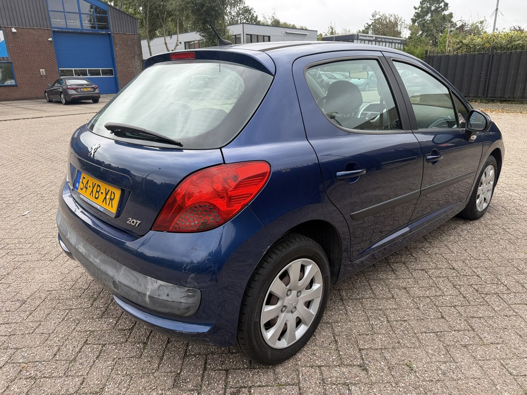 Peugeot 207