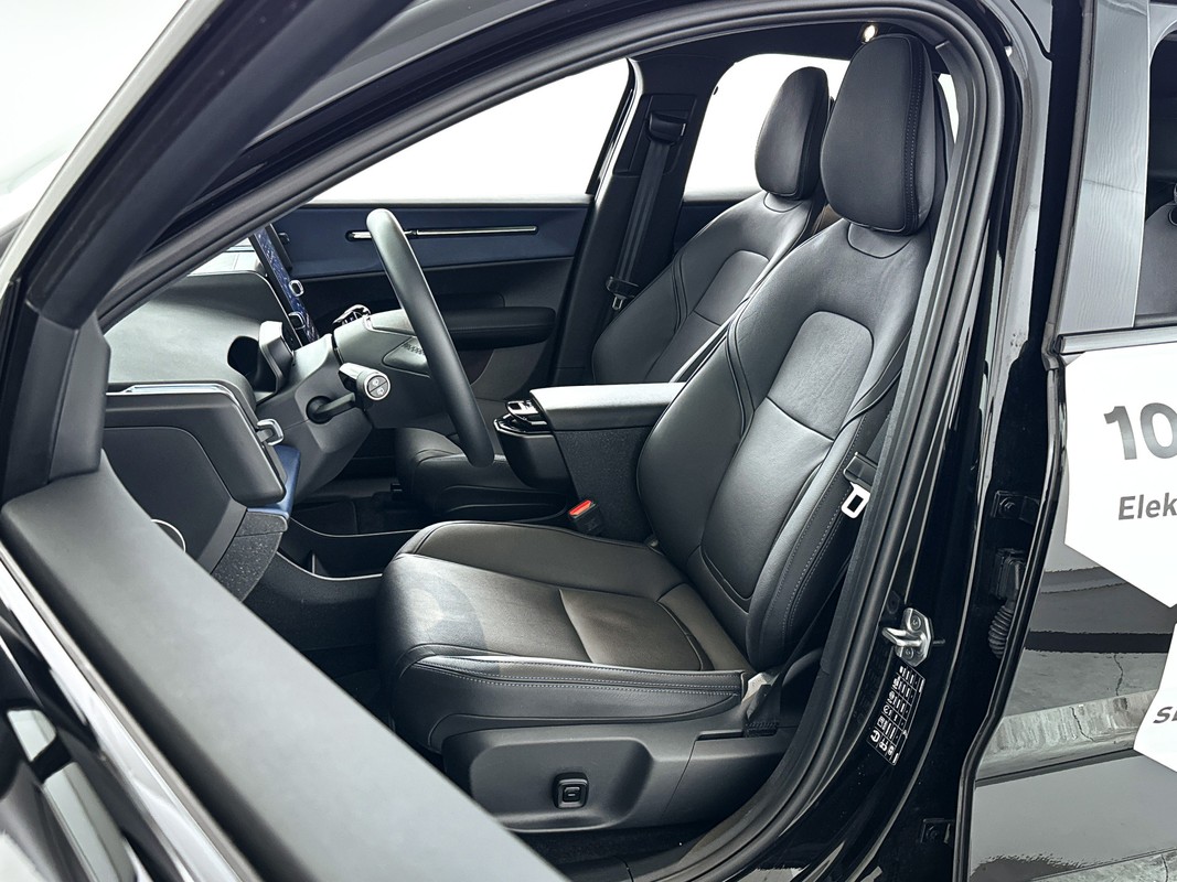 Volvo EX30