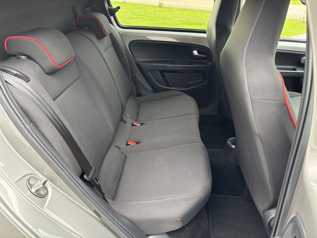 SEAT Mii