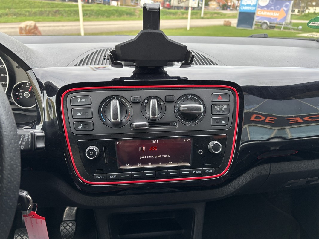 SEAT Mii