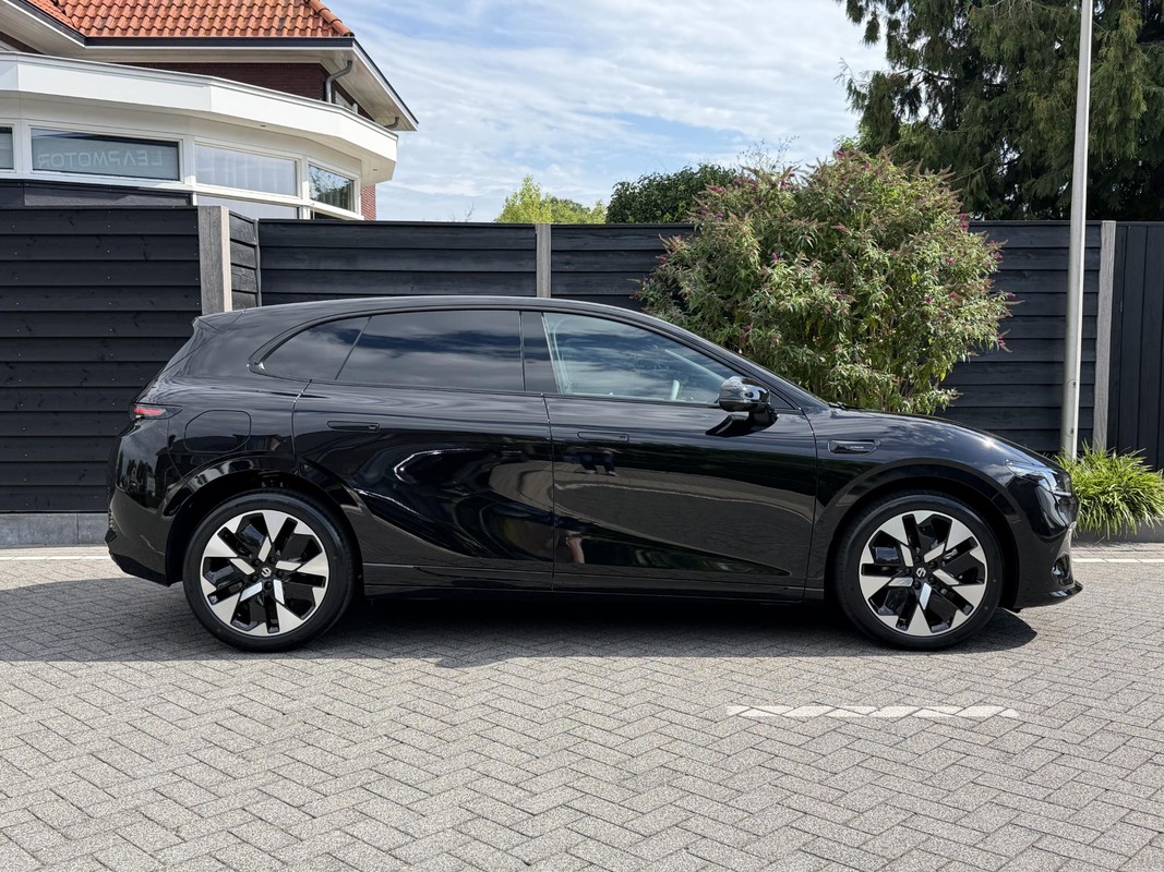 Leapmotor B05