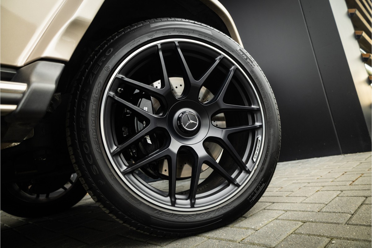 Mercedes-Benz G-Klasse