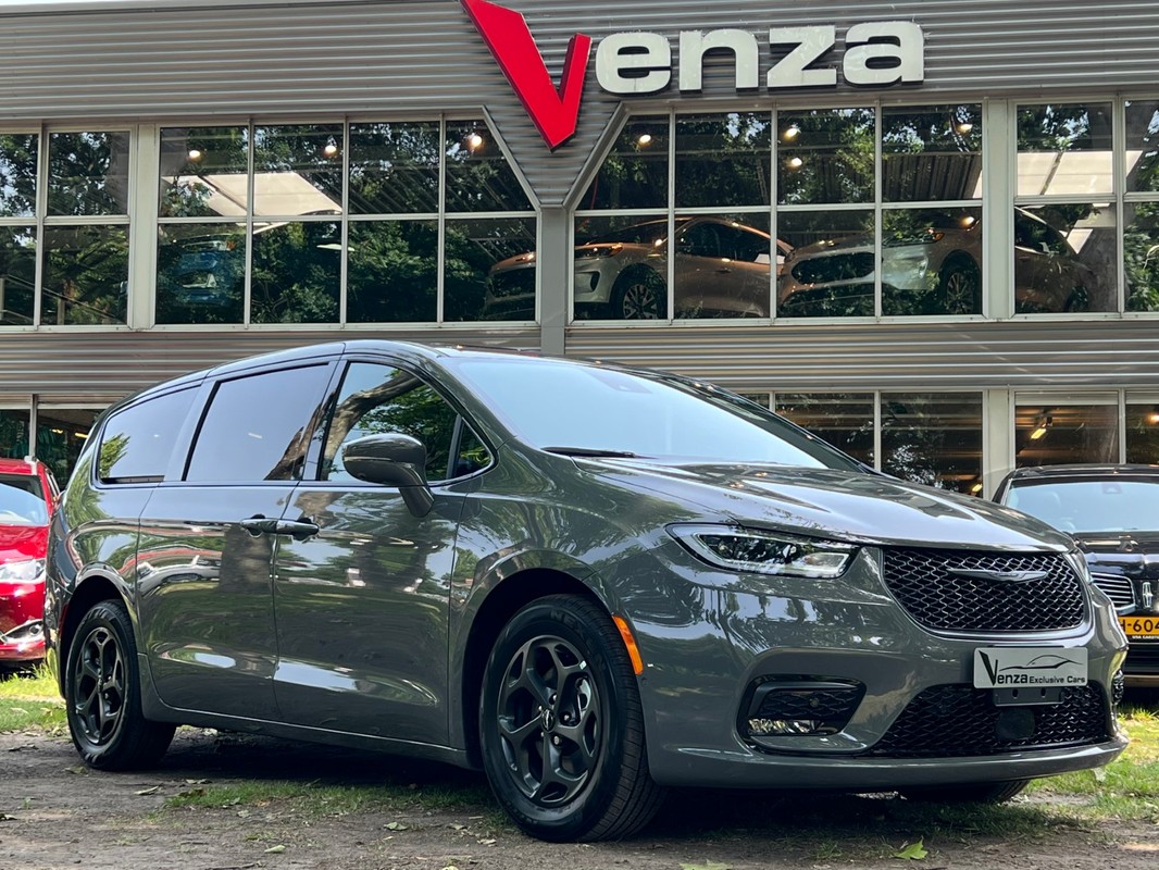 Chrysler Pacifica