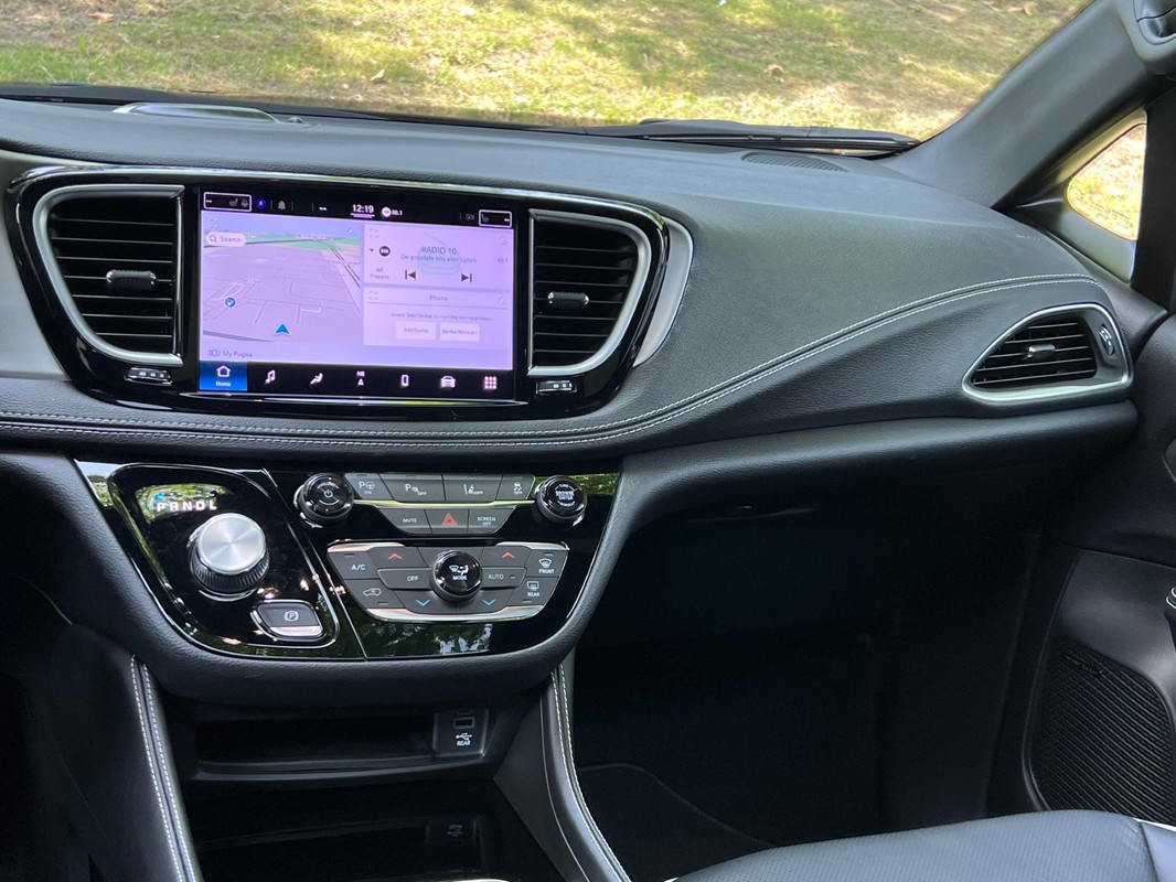 Chrysler Pacifica