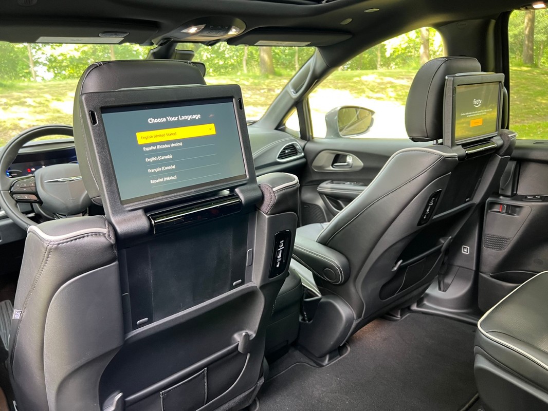 Chrysler Pacifica