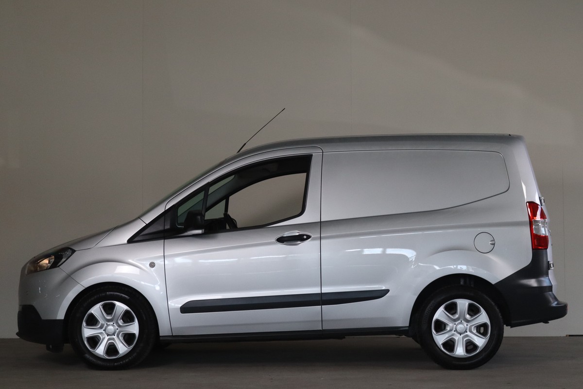Ford Transit Courier