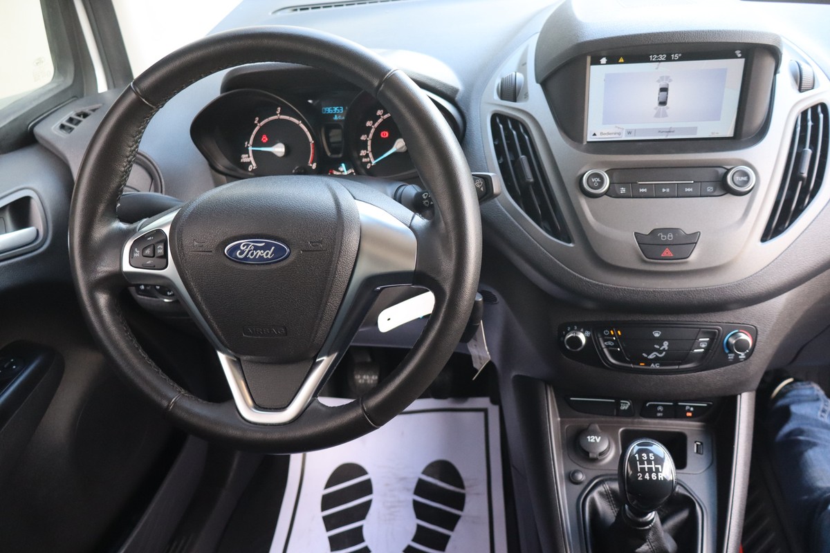 Ford Transit Courier