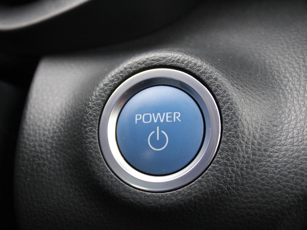 Mazda 2 Hybrid
