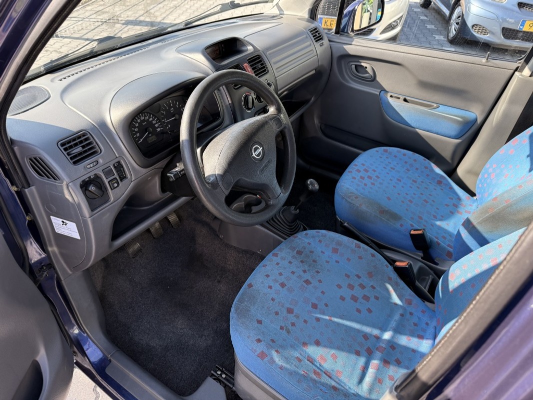 Opel Agila