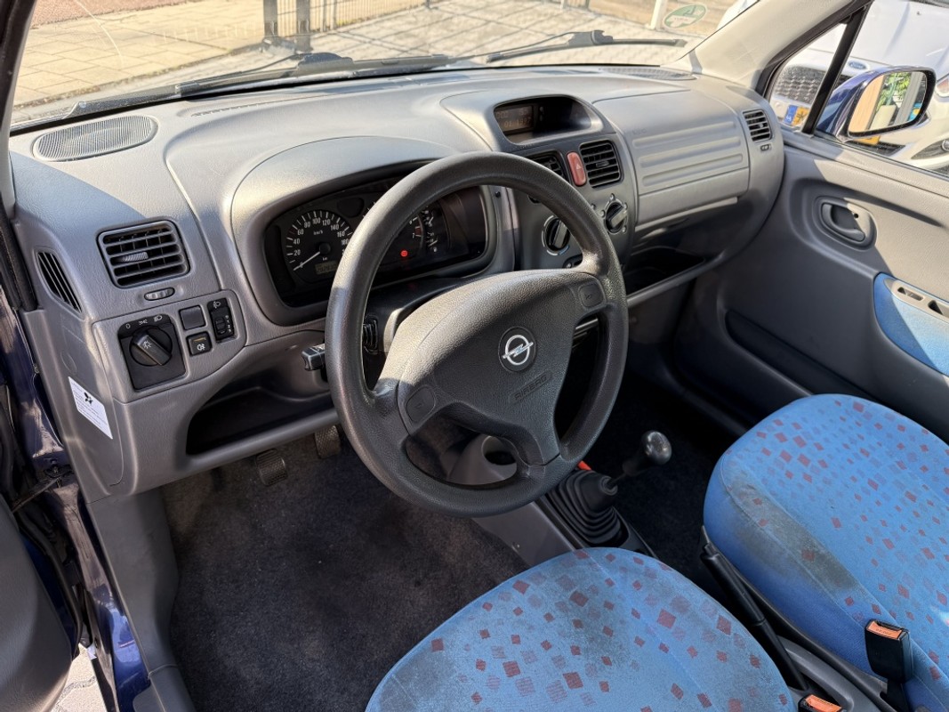 Opel Agila