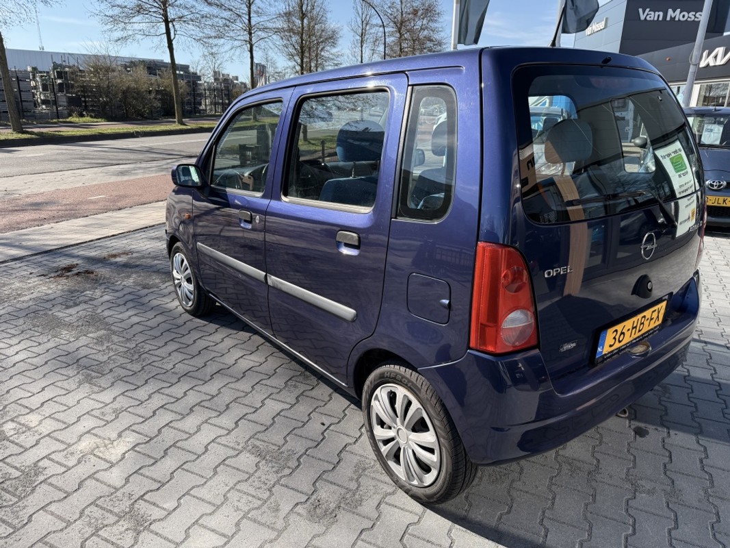 Opel Agila