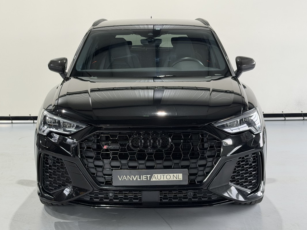 Audi RSQ3