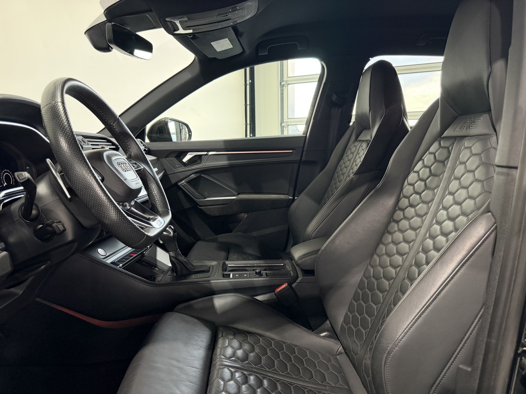 Audi RSQ3