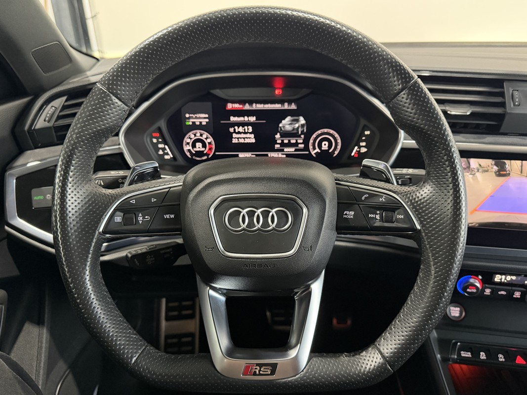 Audi RSQ3