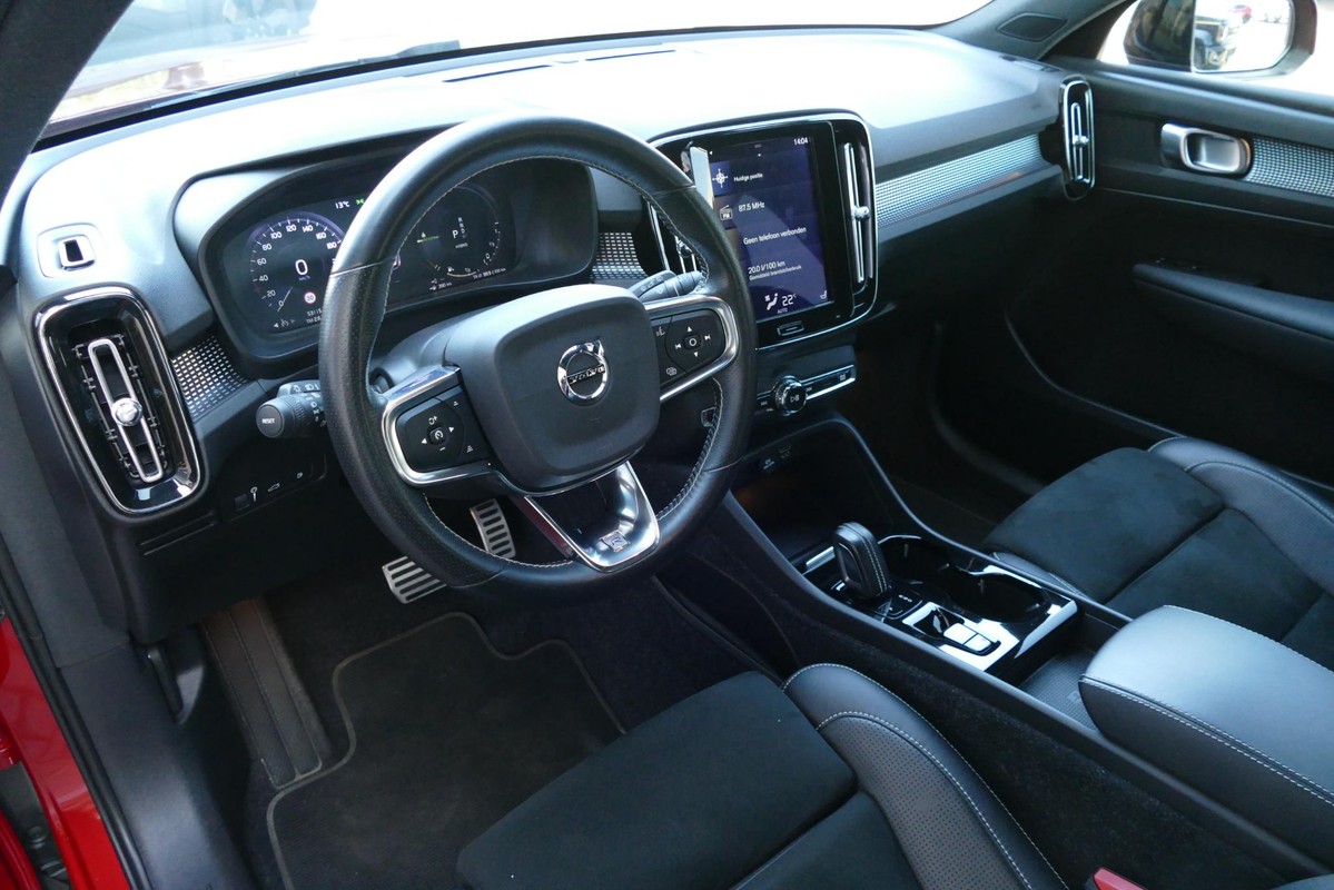Volvo XC40