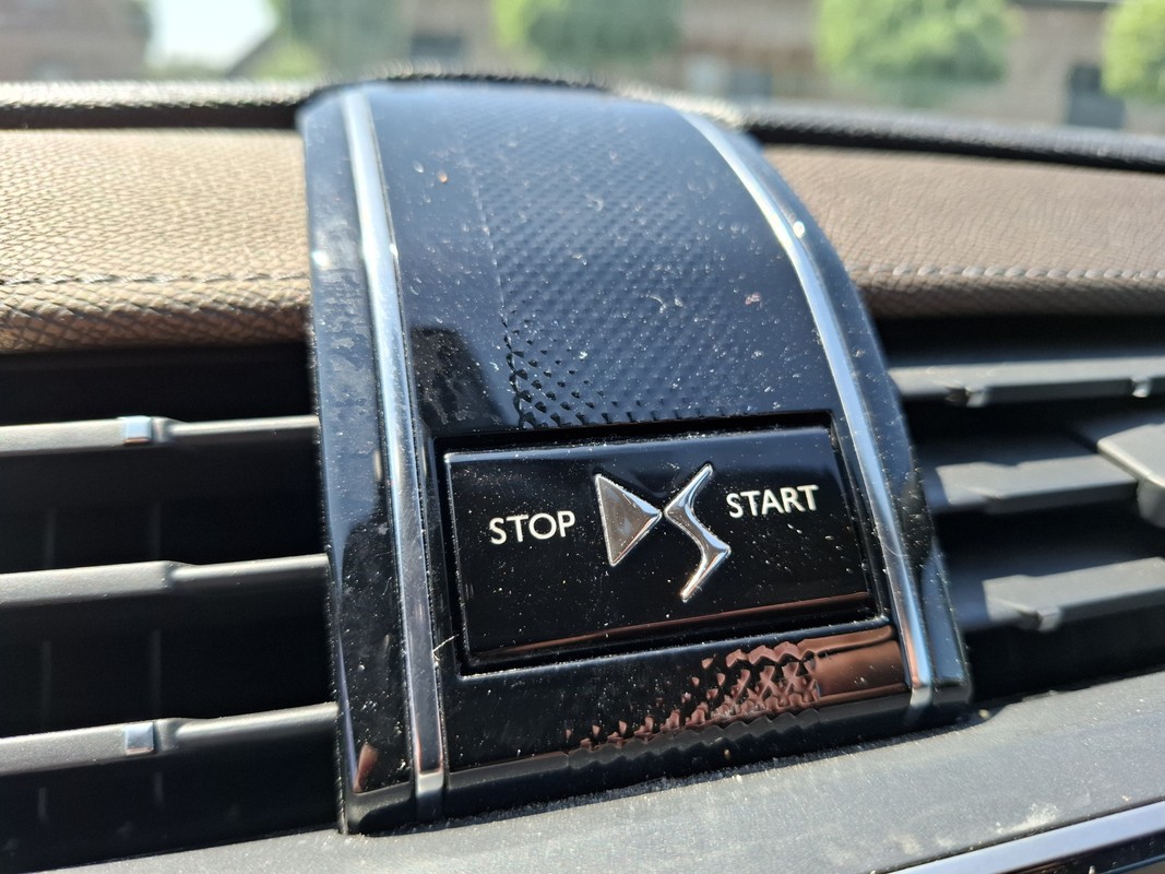 DS DS 7