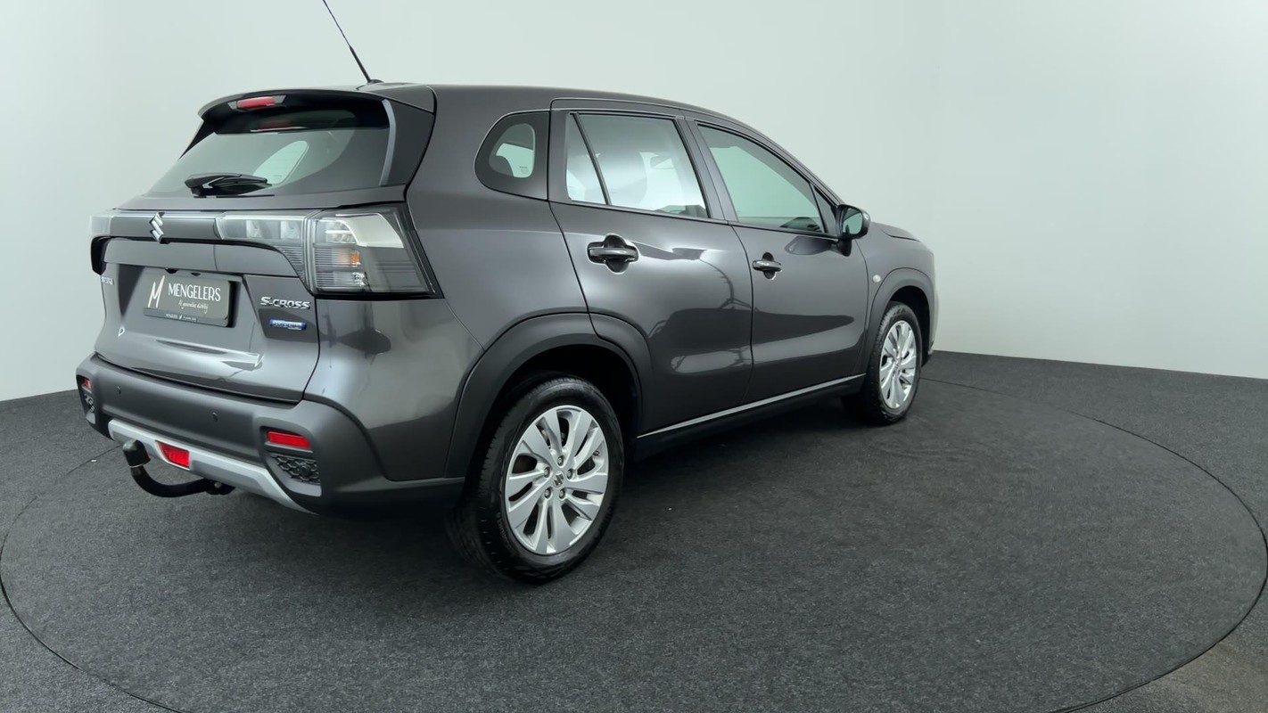 Suzuki S-Cross