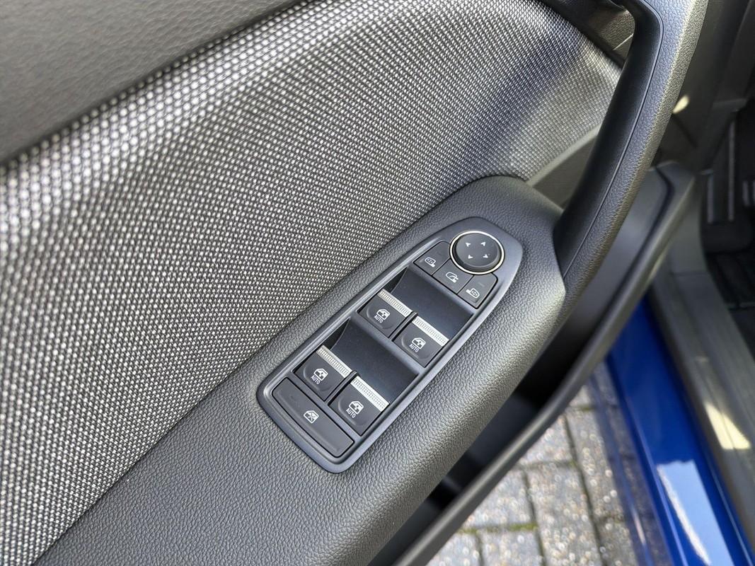 Mitsubishi Grandis